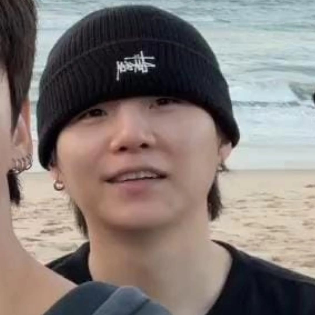 Post 10 by SUGA 민윤기 on Instagram (carousel)