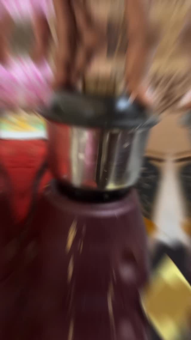Post 7 by Truly Bong on Instagram (video)