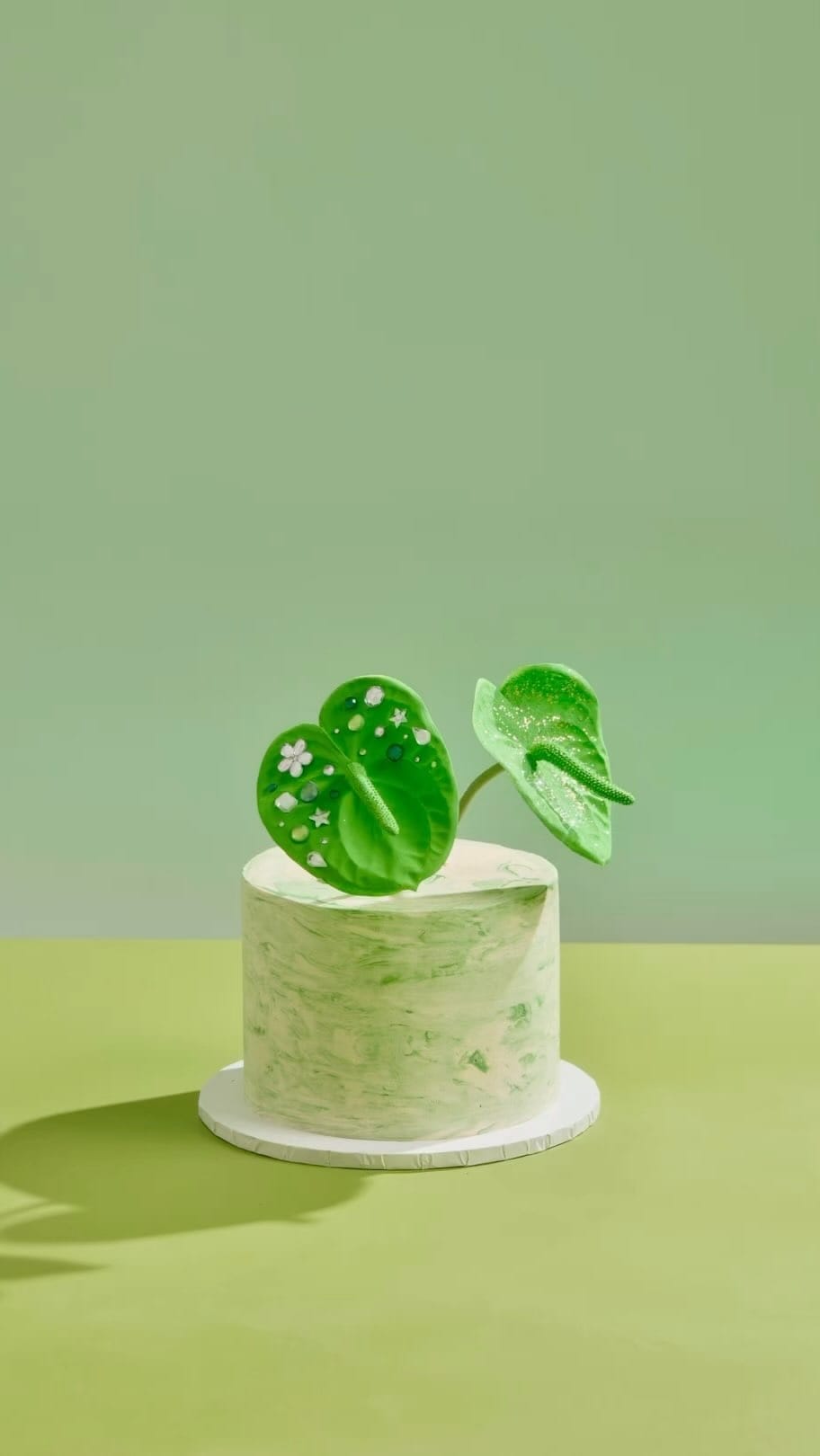 Post 6 by VIOLET & SALT® | Melbourne Cakes & Desserts on Instagram (video)