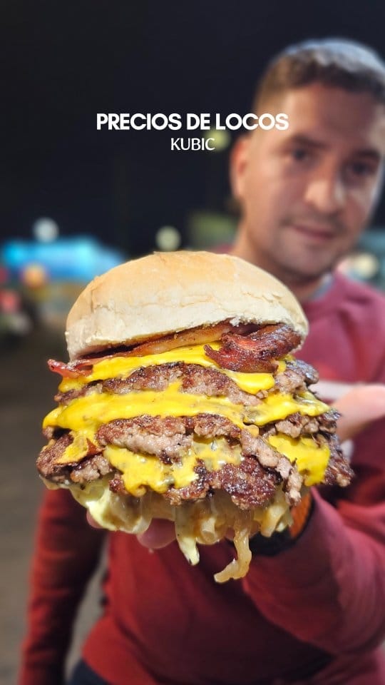 Post 5 by Kubic | Hamburguesas, Lomitos y sandwich de mila 🍟 on Instagram (video)