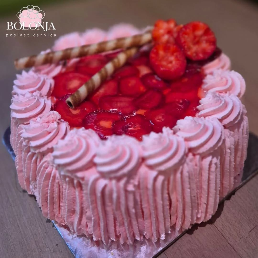 Post 5 by Poslasticarnica Bolonja on Instagram (image)