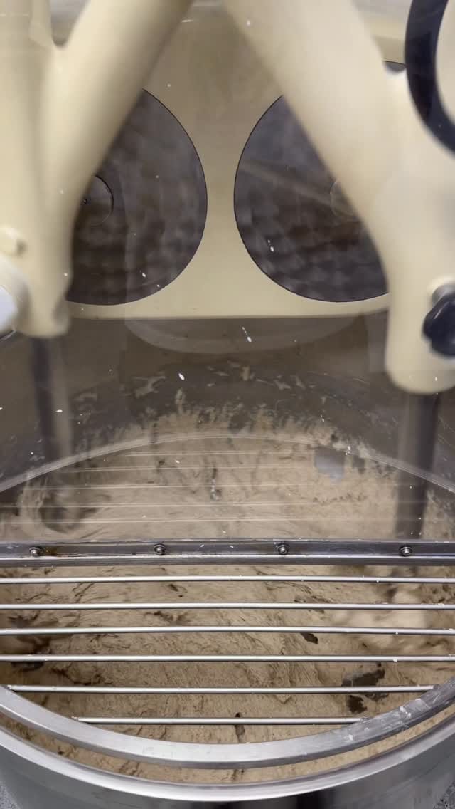 Post 5 by Dan The Baker on Instagram (video)