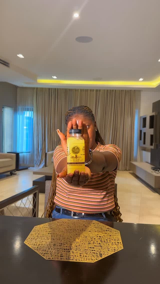 Post 2 by The Best Party Jollof in Town on Instagram (video)