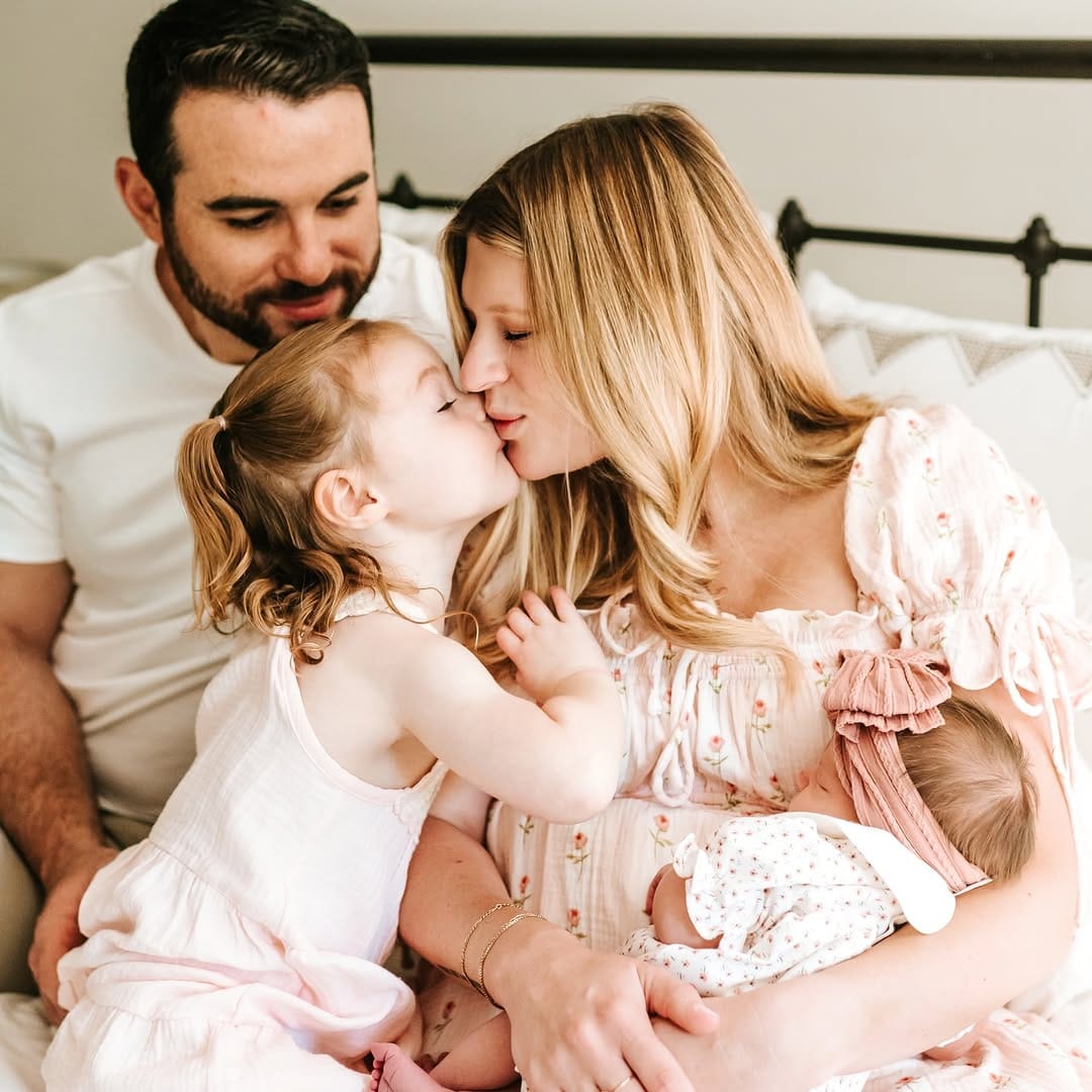 Post 2 by Lindsey Martin | Richmond Photographer on Instagram (carousel)