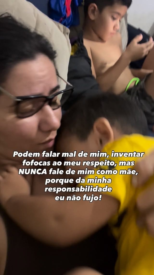 Post 3 by Elinaria Jucielma on Instagram (video)