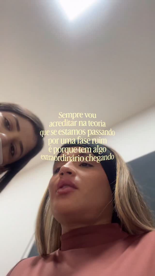 Post 1 by RENATA on Instagram (video)