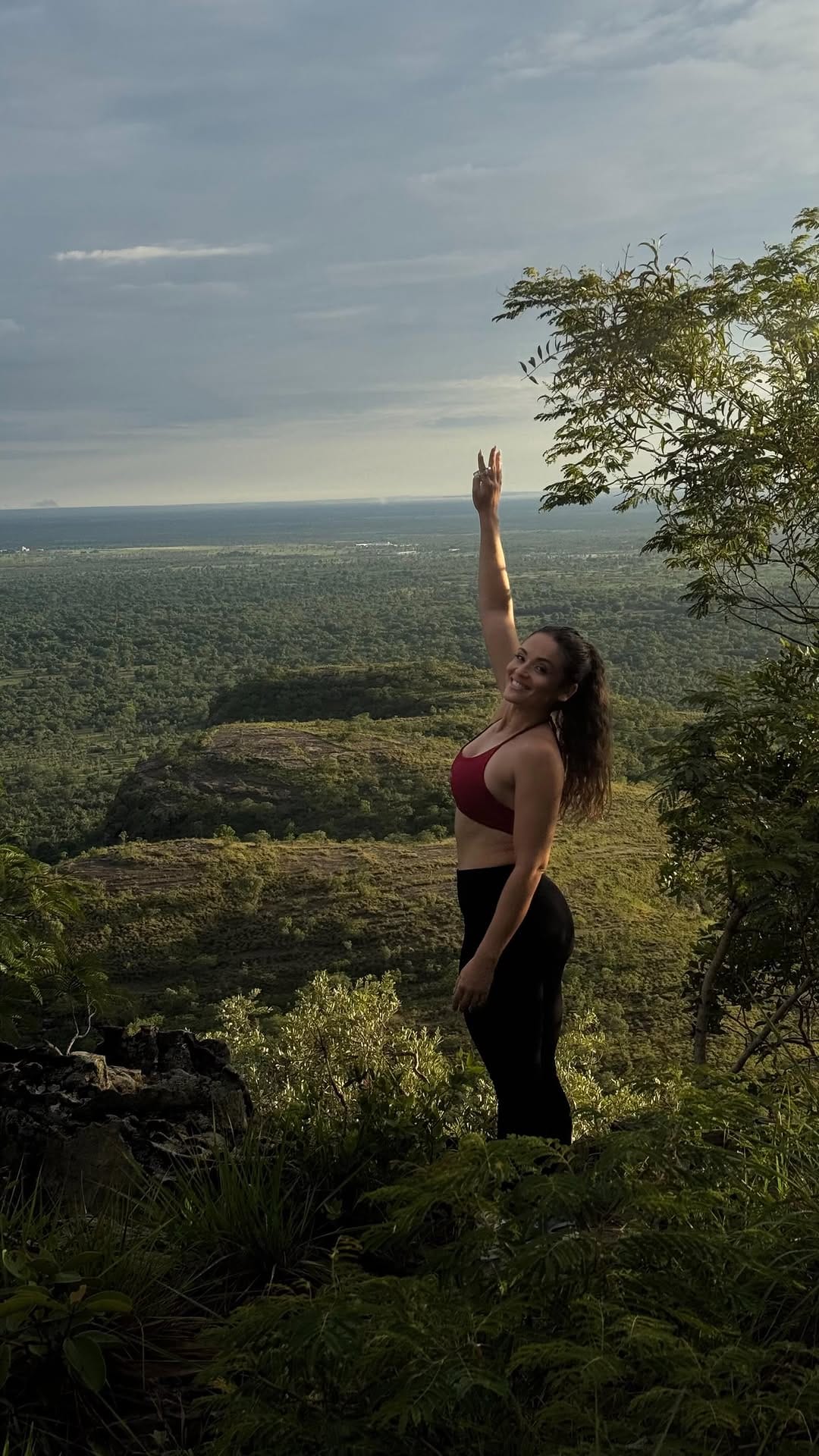Post 7 by RENATA on Instagram (video)