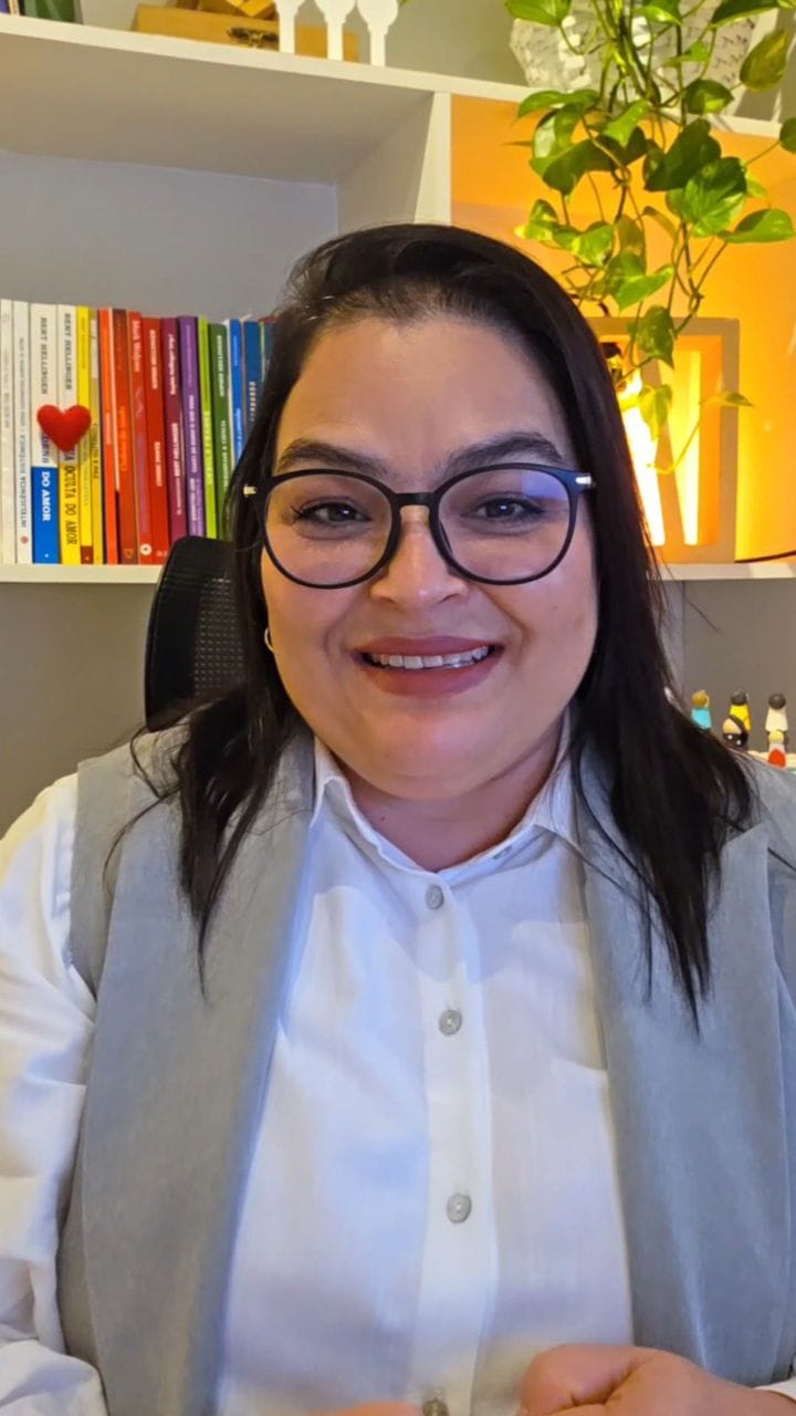 Post 3 by Erika Fequettia | Constelação Familiar & Empresarial on Instagram (video)