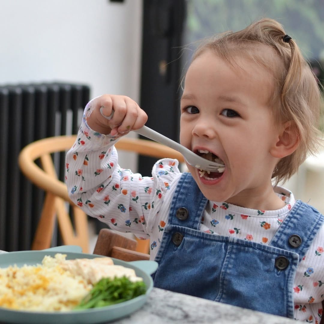 Post 3 by Mamamade | Now part of Pots for Tots on Instagram (image)