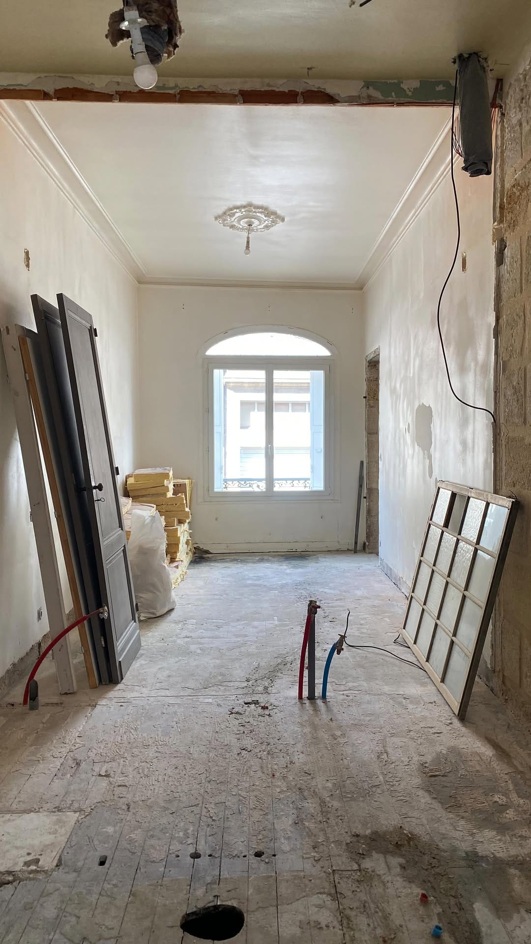 Post 8 by Marion Luquet on Instagram (video)