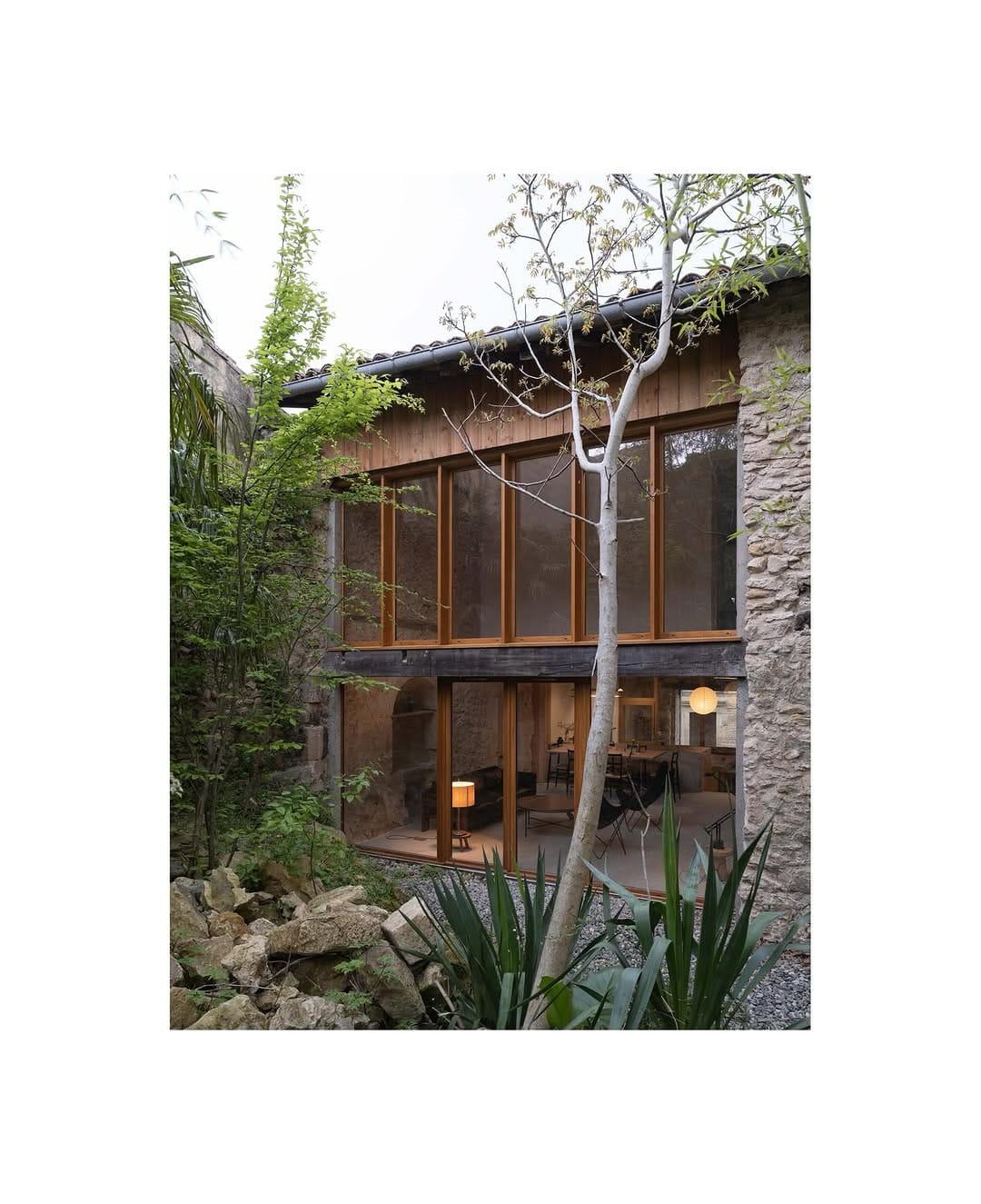 Post 2 by les ateliers permanents on Instagram (carousel)