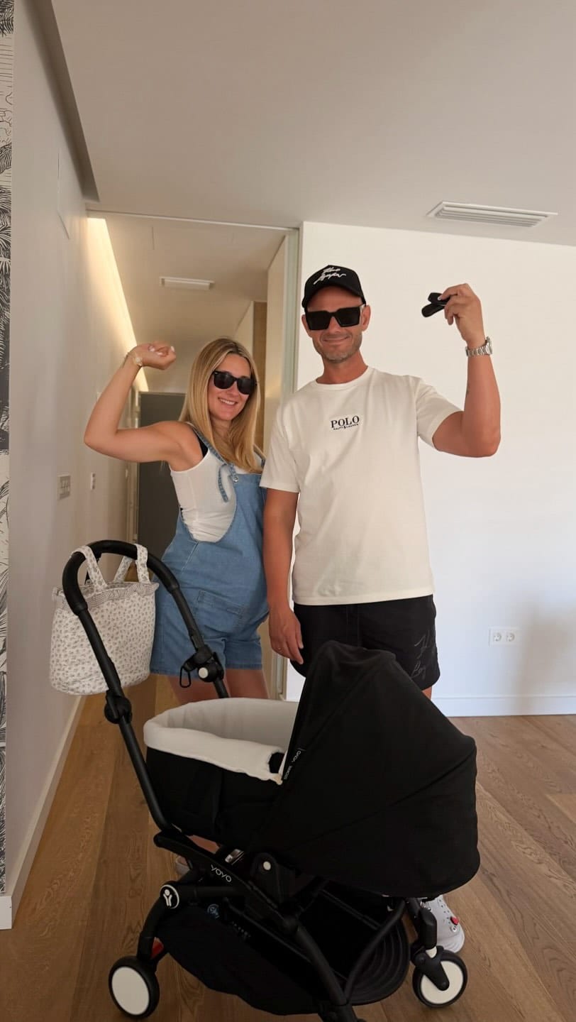 Post 6 by 6 EN CASA 👱🏻‍♀️+👩🏻‍🦲=👦🏼👦🏼👧🏼🐶❣️ on Instagram (video)