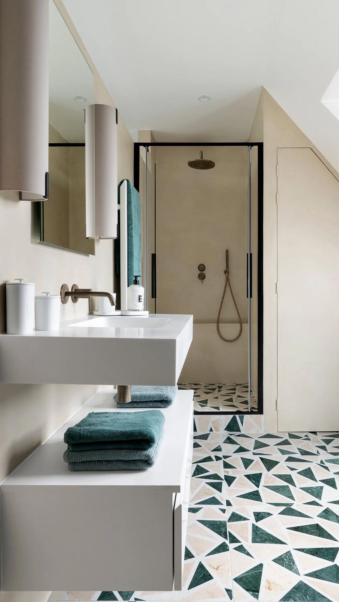 Post 5 by Hava Castro • Architecte d’intérieur on Instagram (video)