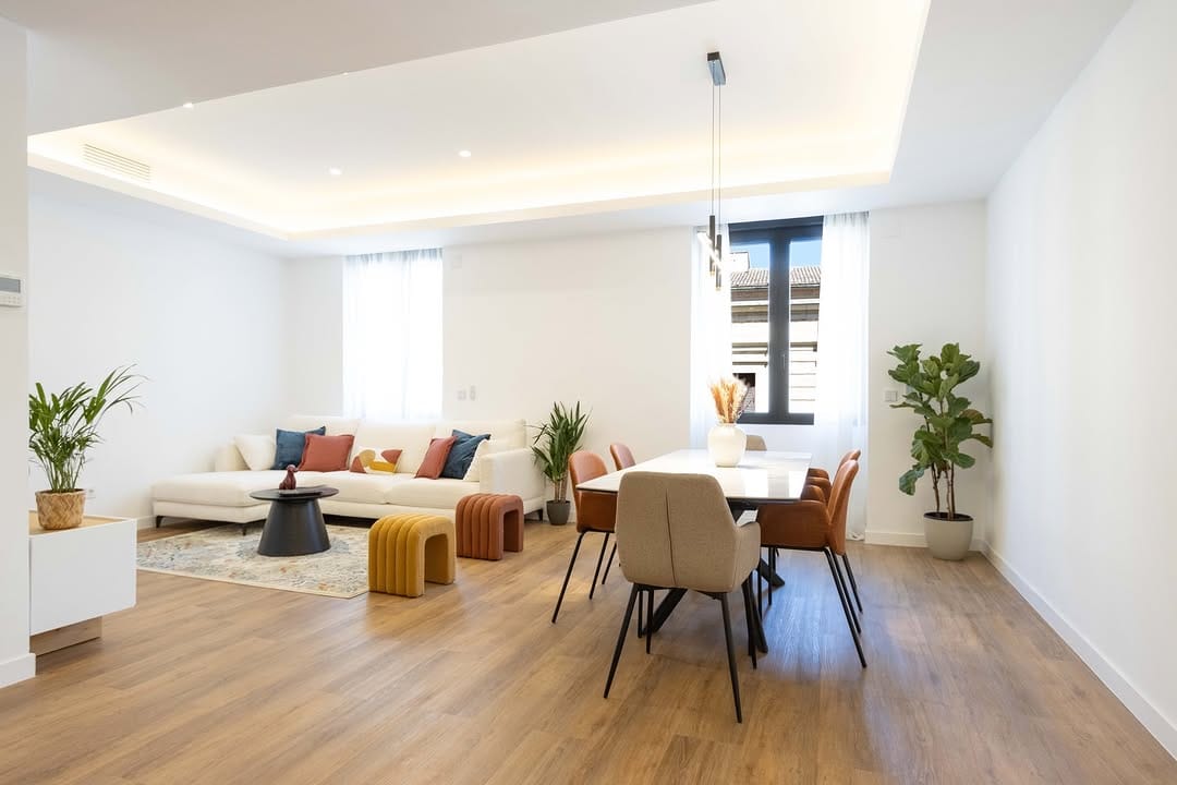 Post 3 by Home Staging Valencia Exclusivo | Montesano Hills on Instagram (carousel)