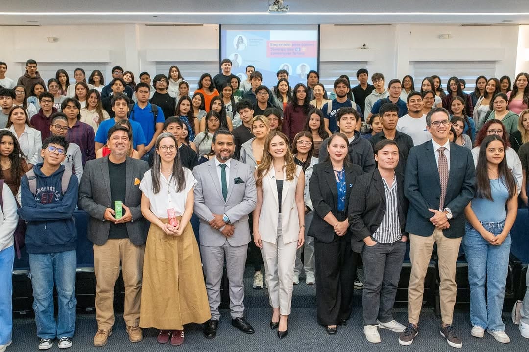 Post 7 by Instituto Nacional de Economía Popular y Solidaria - IEPS on Instagram (carousel)