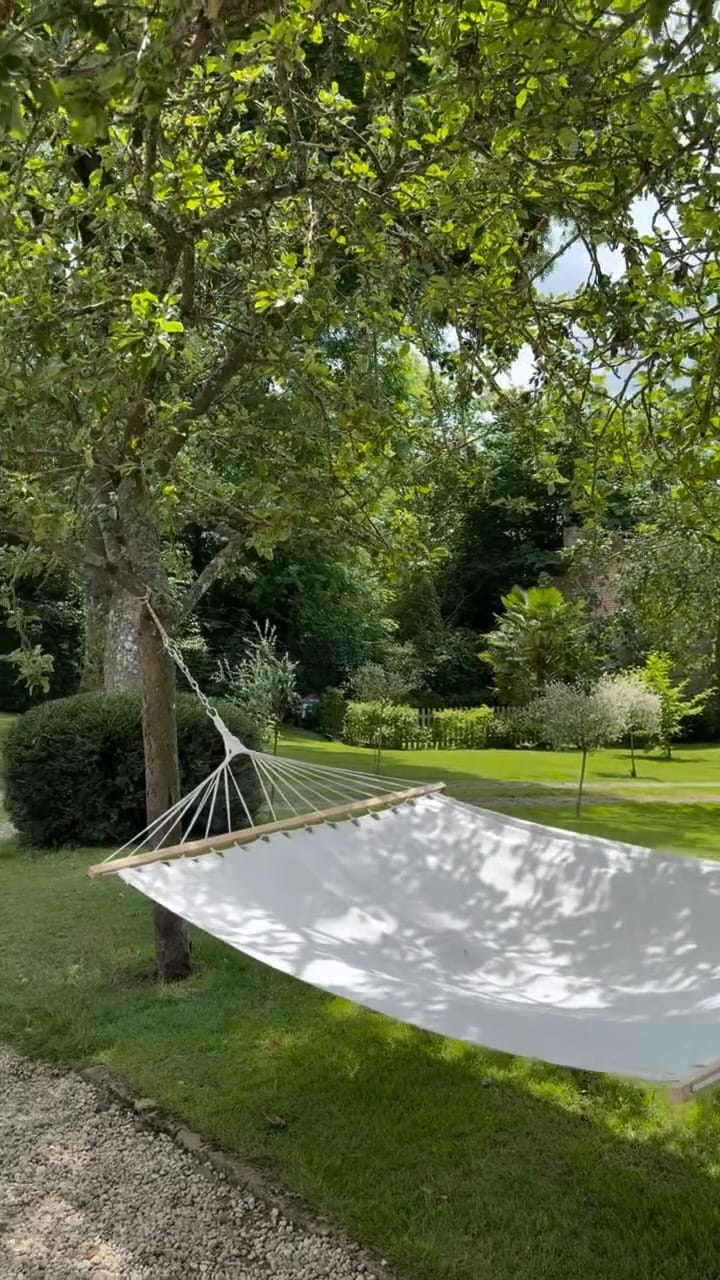 Post 6 by Maison Particulière on Instagram (video)