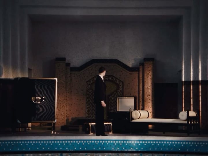 Post 10 by Edgar Jayet on Instagram (video)