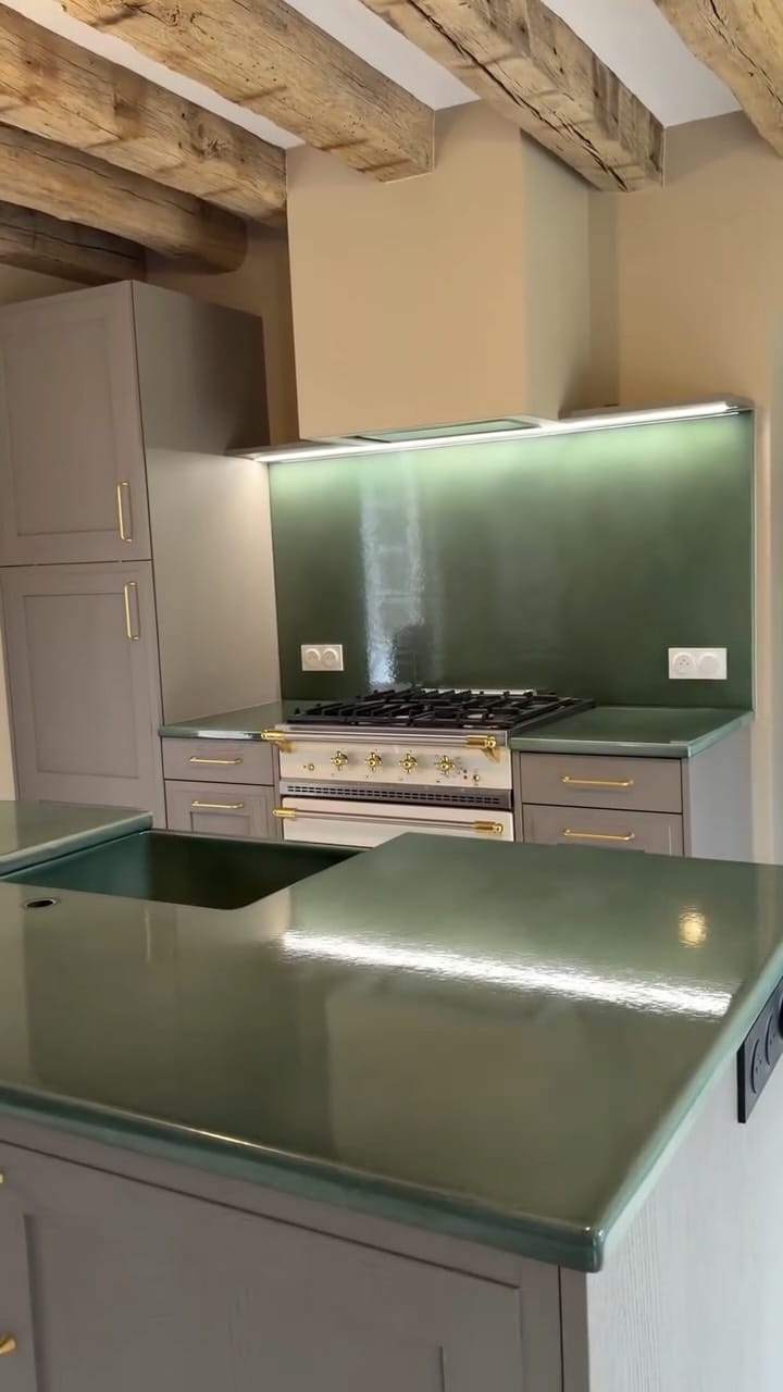 Post 2 by Atlas Stone Countertops on Instagram (video)