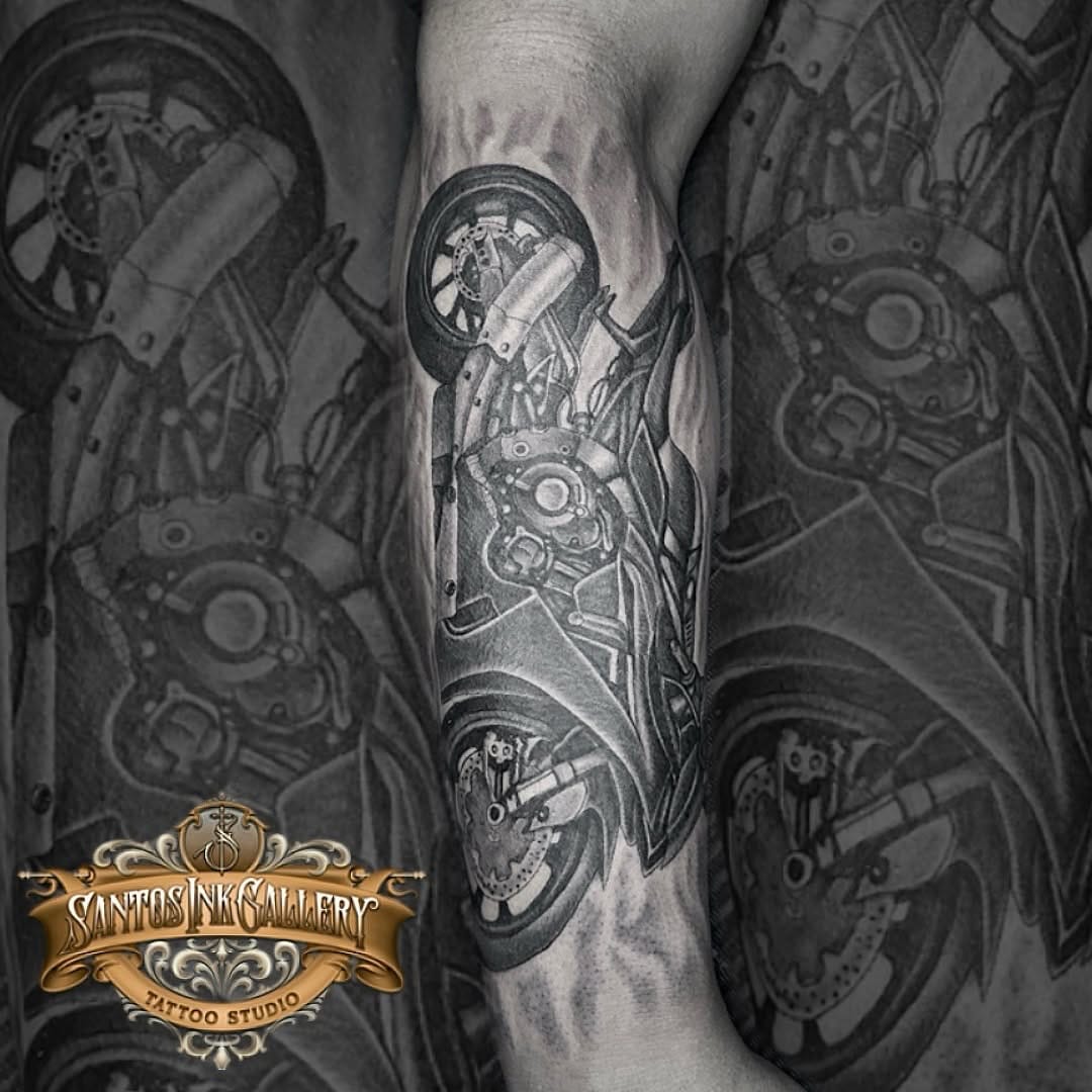 Post 1 by Santos Ink Gallery Tattoo Shop on Instagram (image)