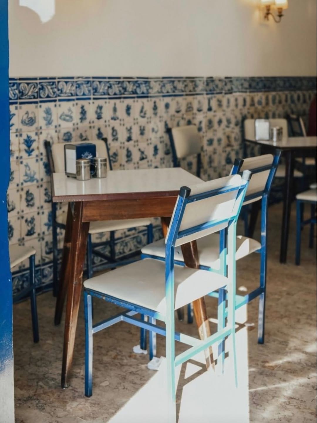 Post 10 by Un autre regard sur le Portugal on Instagram (carousel)