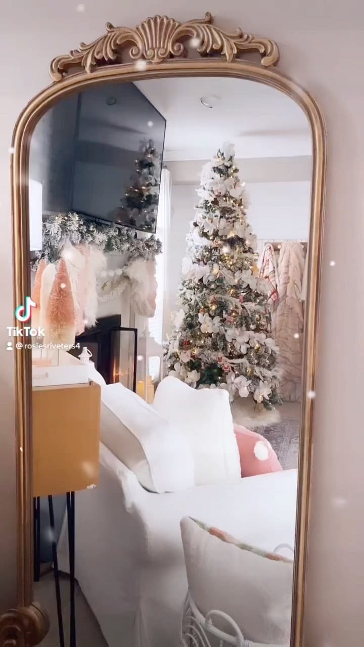 Post 3 by RosiesRiveters on Instagram (video)