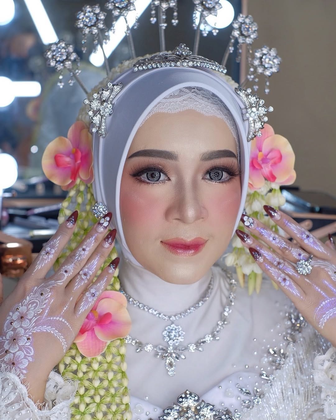 Post 1 by Winona Makeup Artist on Instagram (carousel)