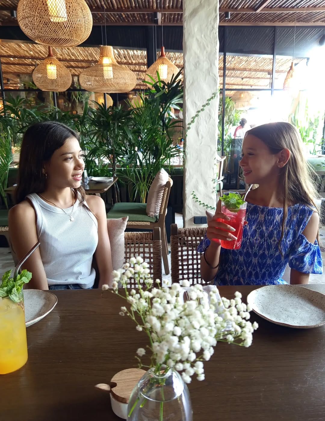 Post 4 by Los 4 Viajando por el Mundo | Family in Bali 🌺 on Instagram (carousel)
