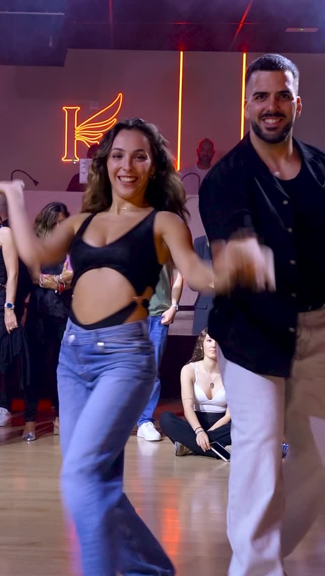 Post 6 by 𝘼𝙇𝘽𝘼 𝙍𝙊𝘿𝙍𝙄𝙂𝙐𝙀𝙕 on Instagram (video)