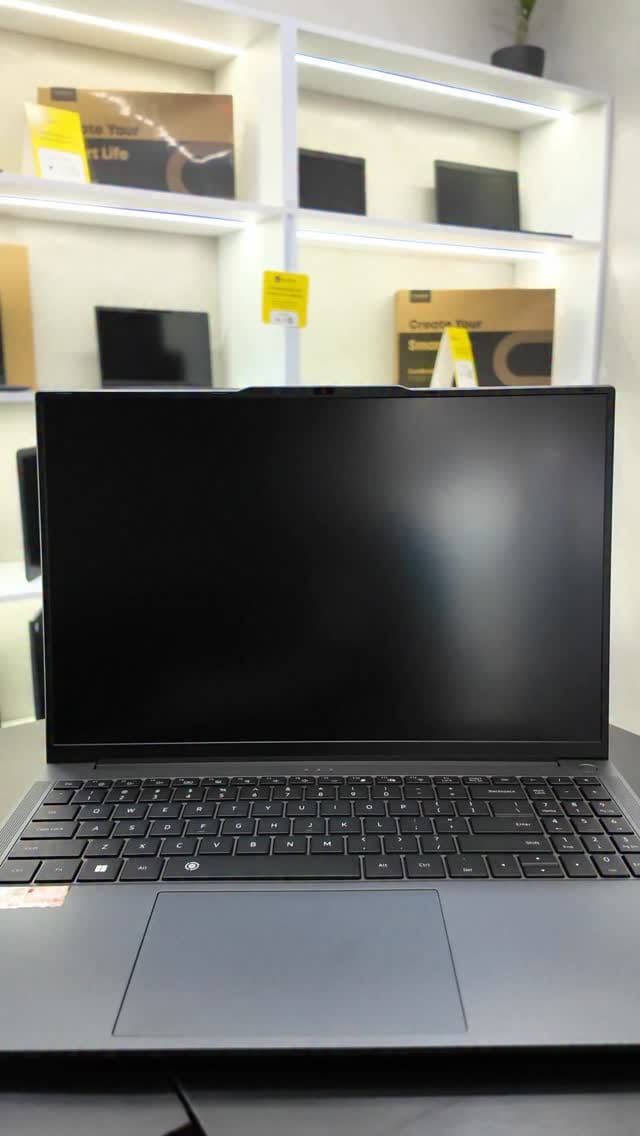 Post 2 by Tekio Venezuela | Laptops y PCs on Instagram (video)
