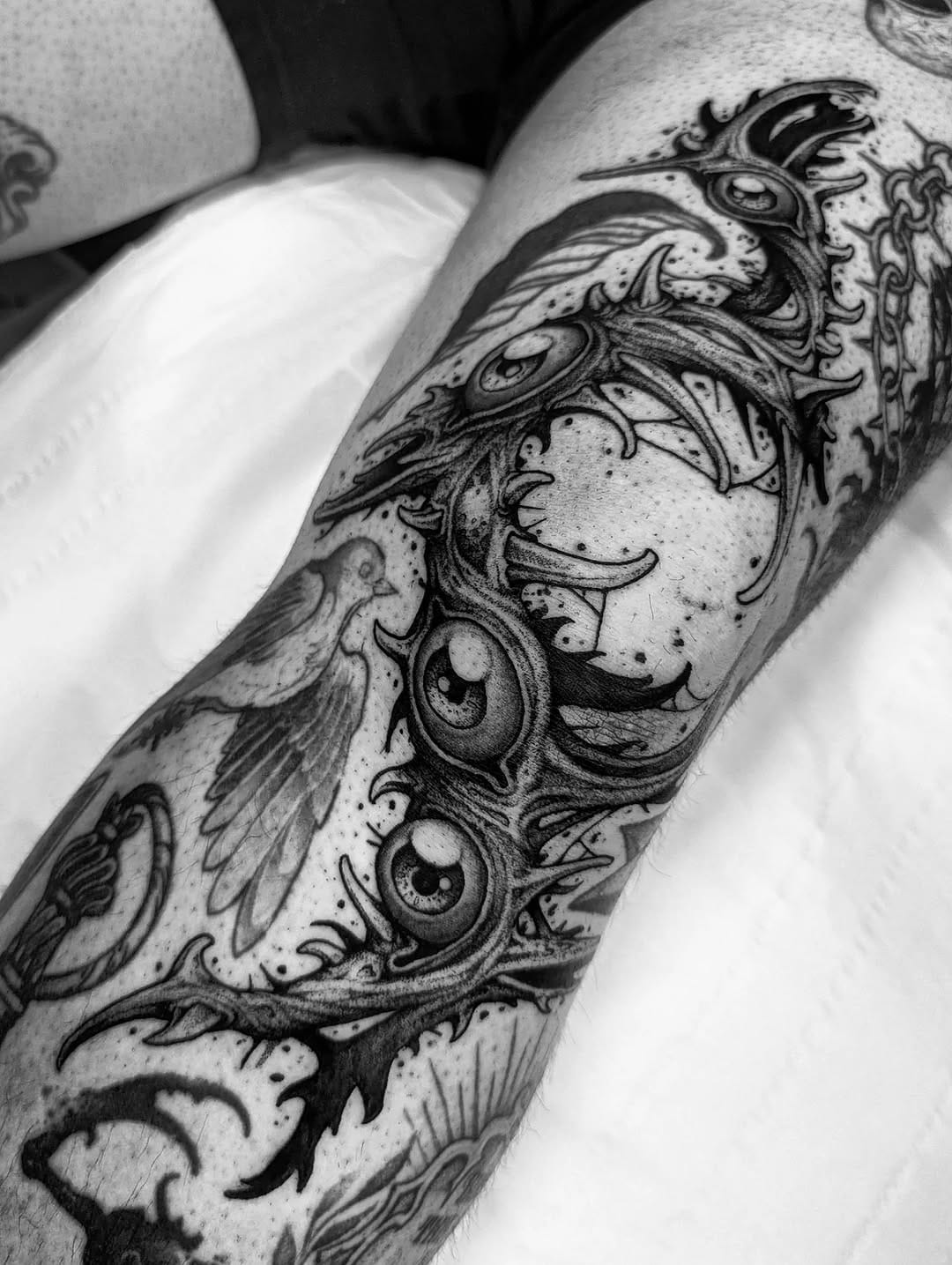 Post 5 by 🪄𝕸𝕺𝕹𝕶🪄 on Instagram (carousel)