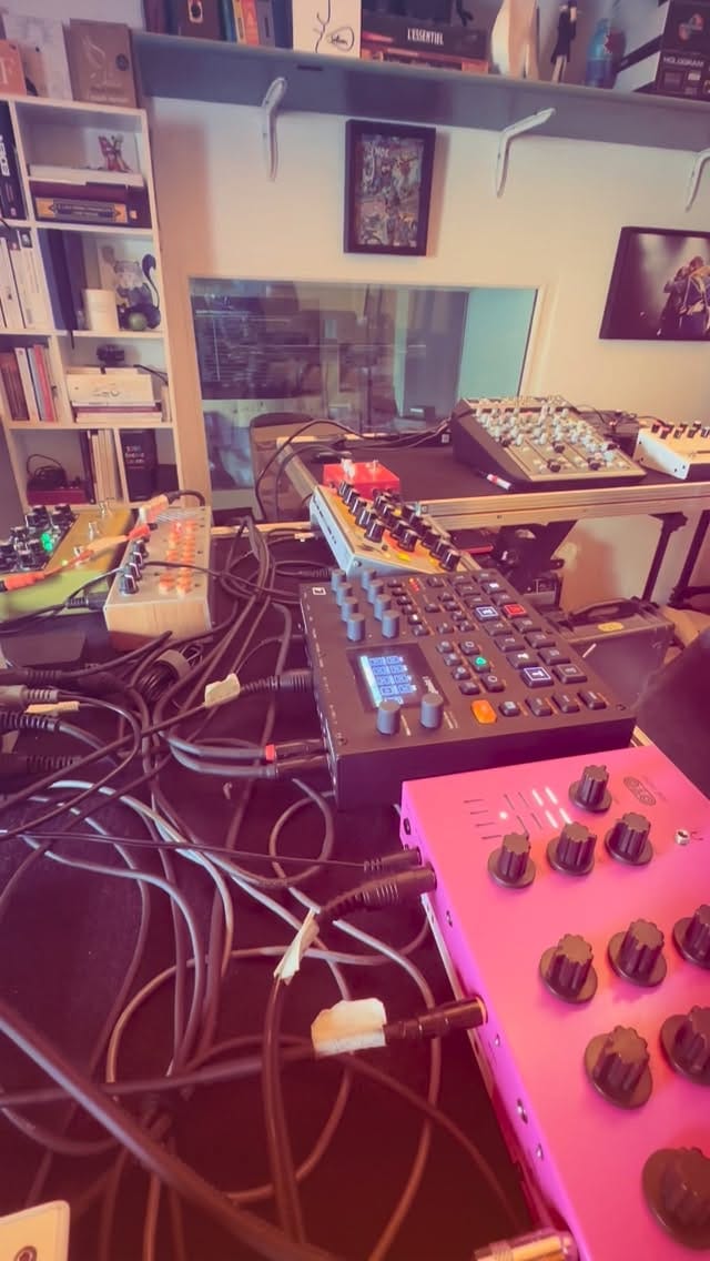 Post 9 by Joseph Chedid on Instagram (video)