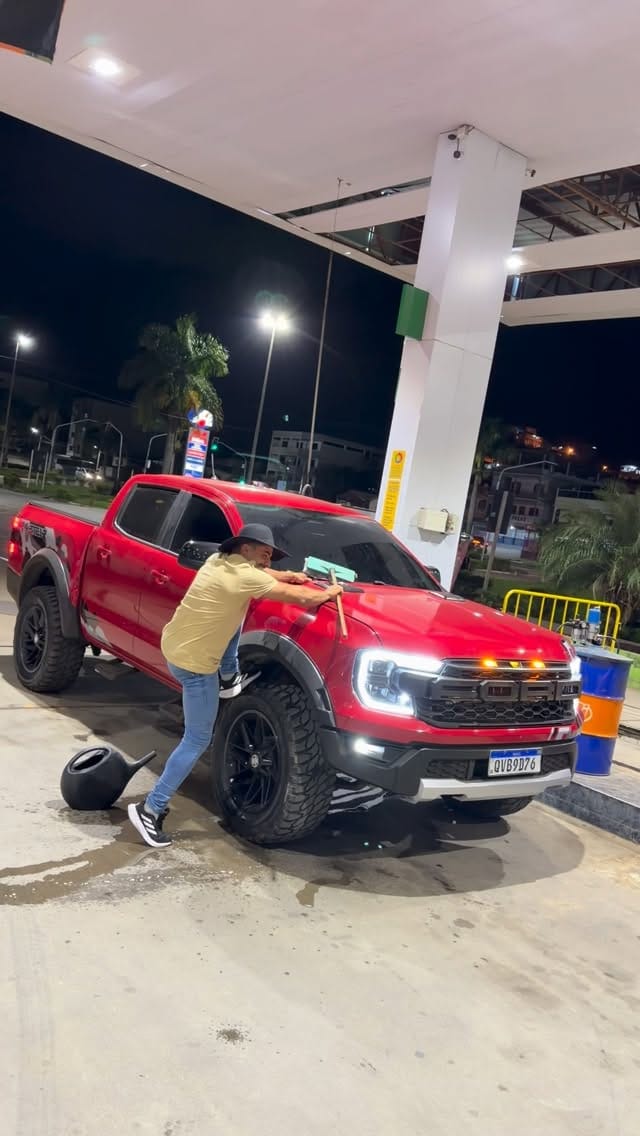 Post 6 by Lazaro Christian🇧🇷🚀 on Instagram (video)