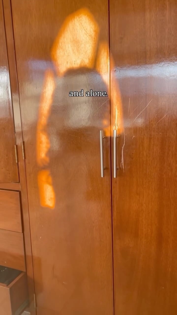 Post 9 by Júlia Godoy on Instagram (video)