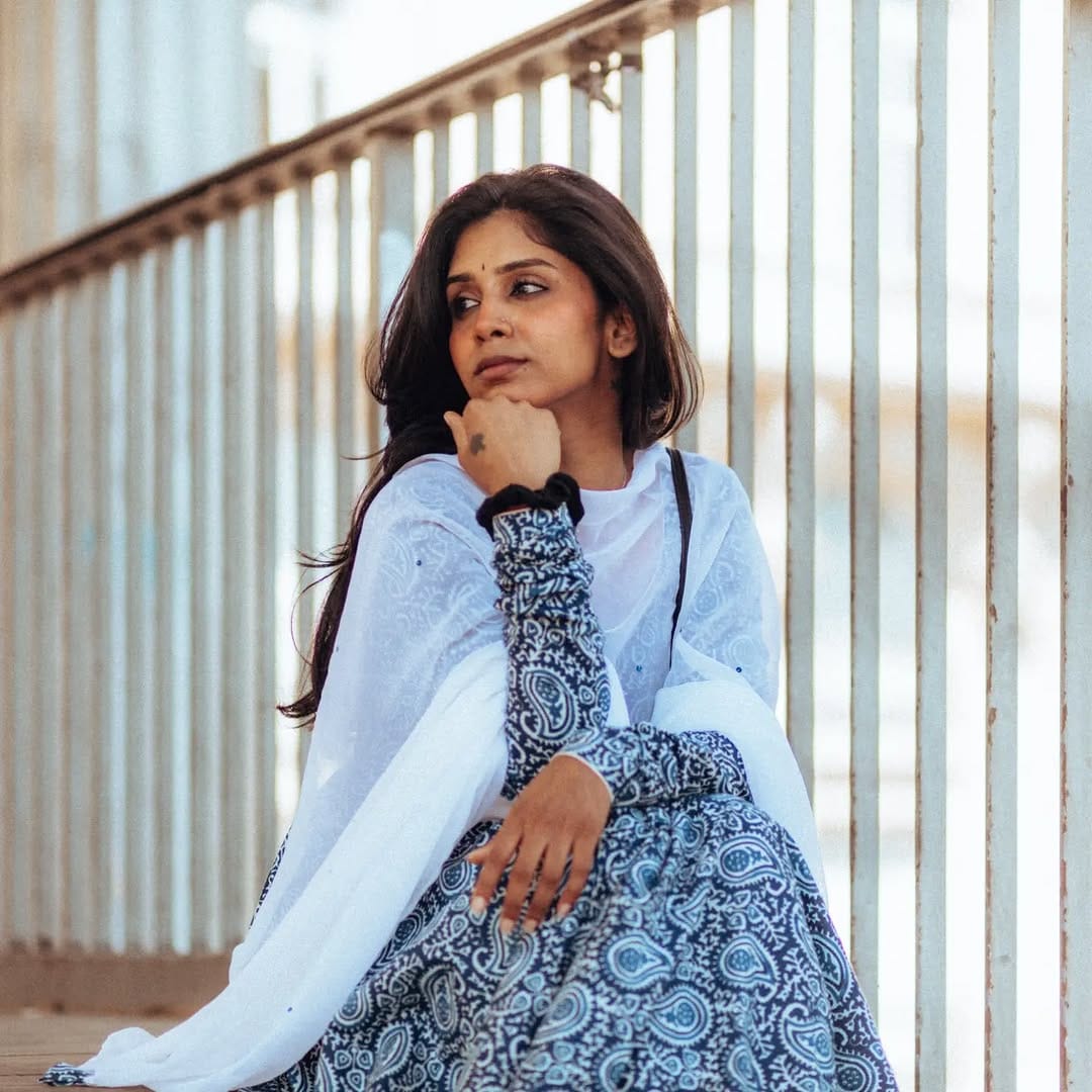 Post 4 by Durga SABABADY on Instagram (carousel)