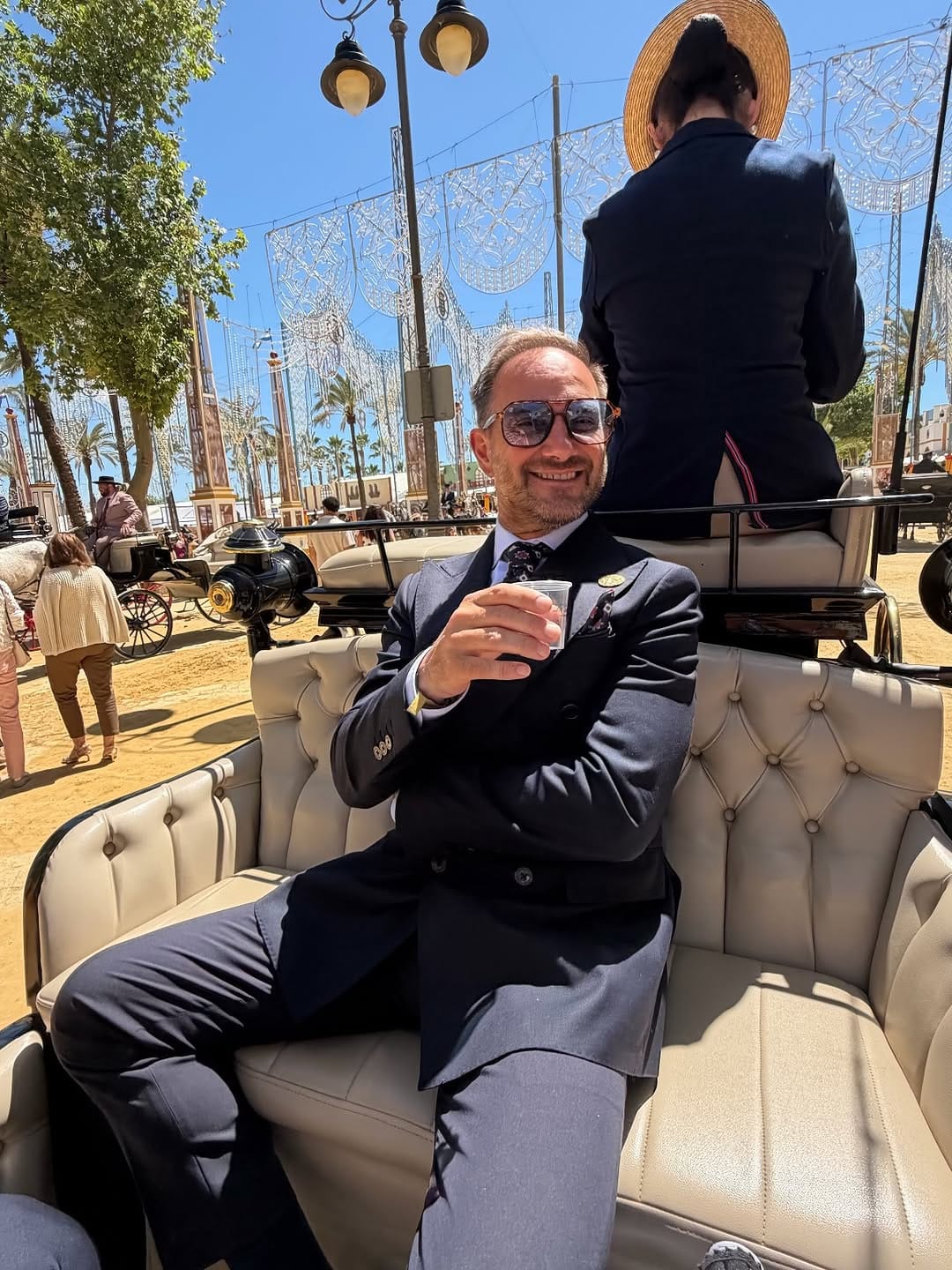 Post 2 by TITO MIERES on Instagram (carousel)