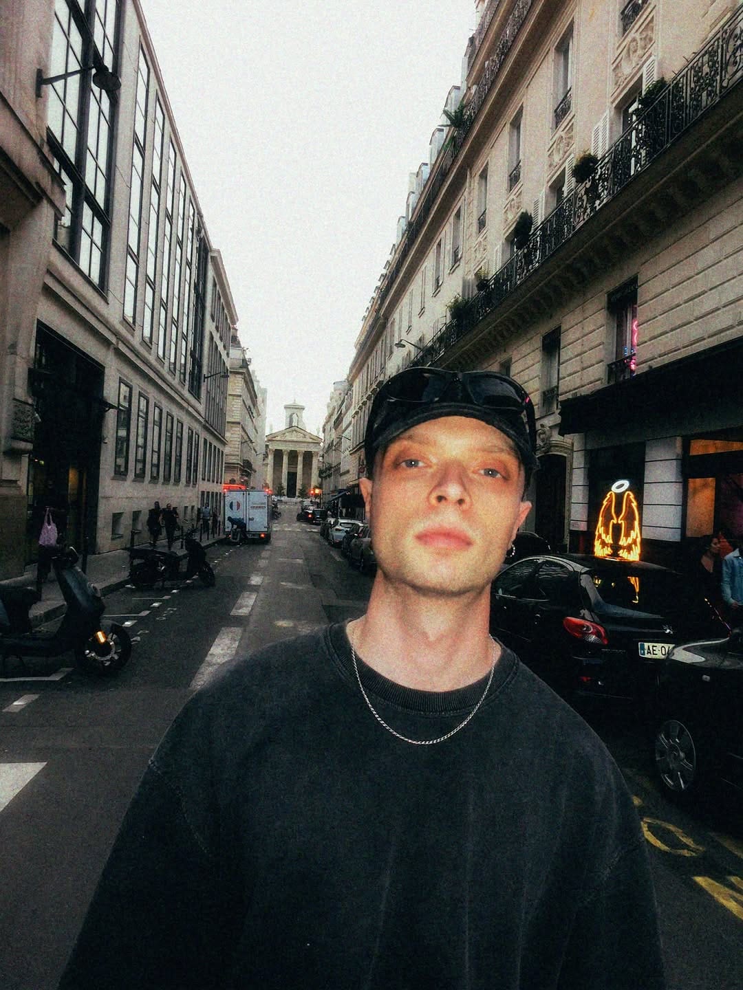 Post 3 by ☣︎ 𝐁𝐋𝐈𝐂𝐙 ☣︎ on Instagram (carousel)