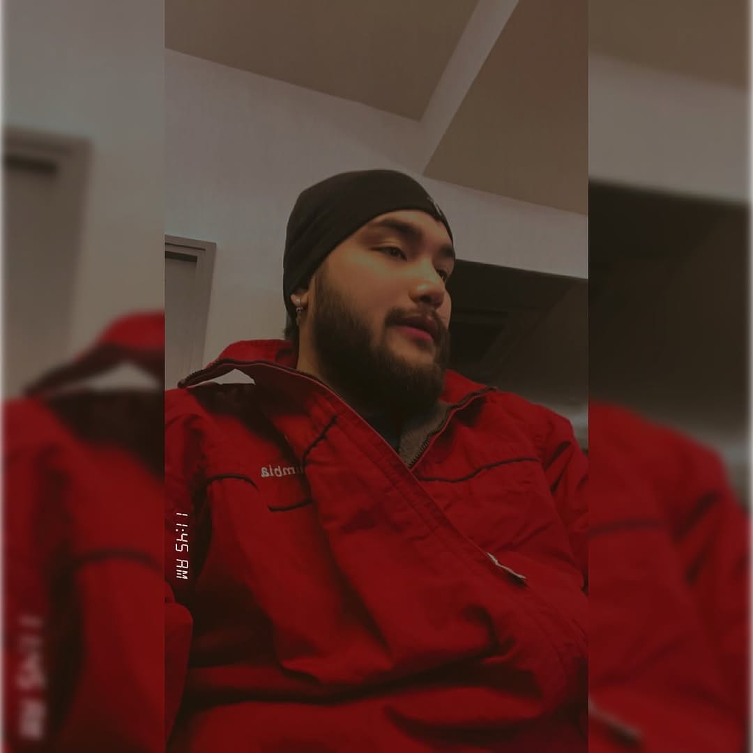 Post 10 by Rjv Gøpålî on Instagram (carousel)
