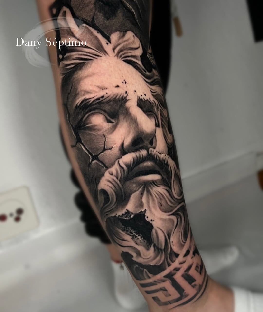 Post 3 by Dany Septimo on Instagram (carousel)