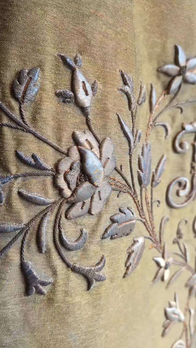 Post 2 by Constance Chartier on Instagram (video)