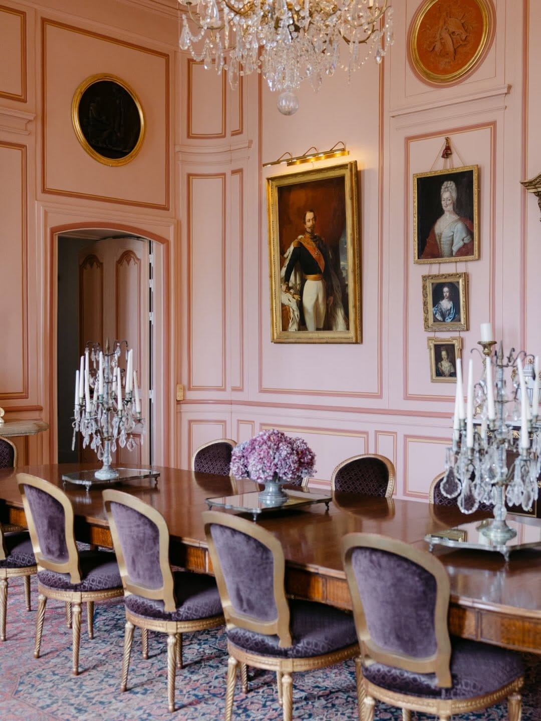 Post 7 by Paris, Loire Valley, Provence wedding photographer - Solène on Instagram (carousel)