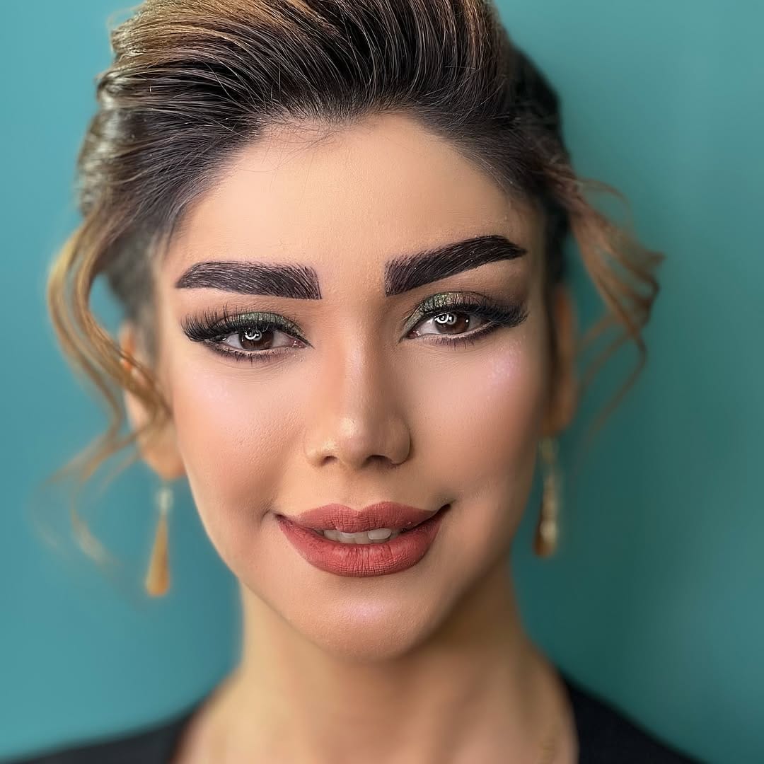 Post 8 by پریسا سهرابی on Instagram (carousel)