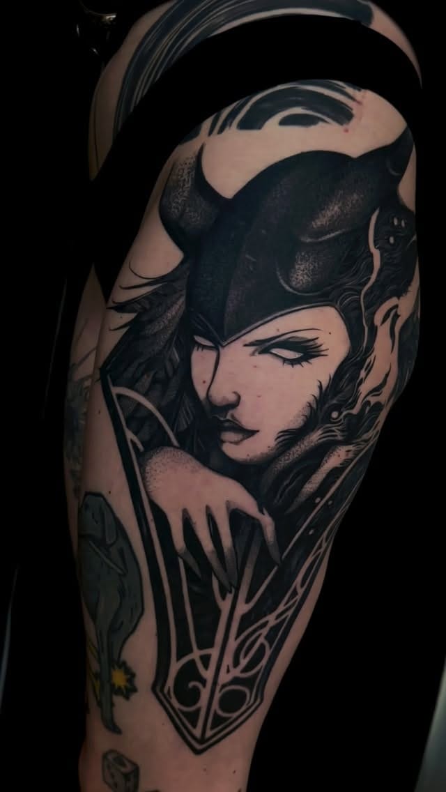 Post 3 by Charla Chak on Instagram (video)
