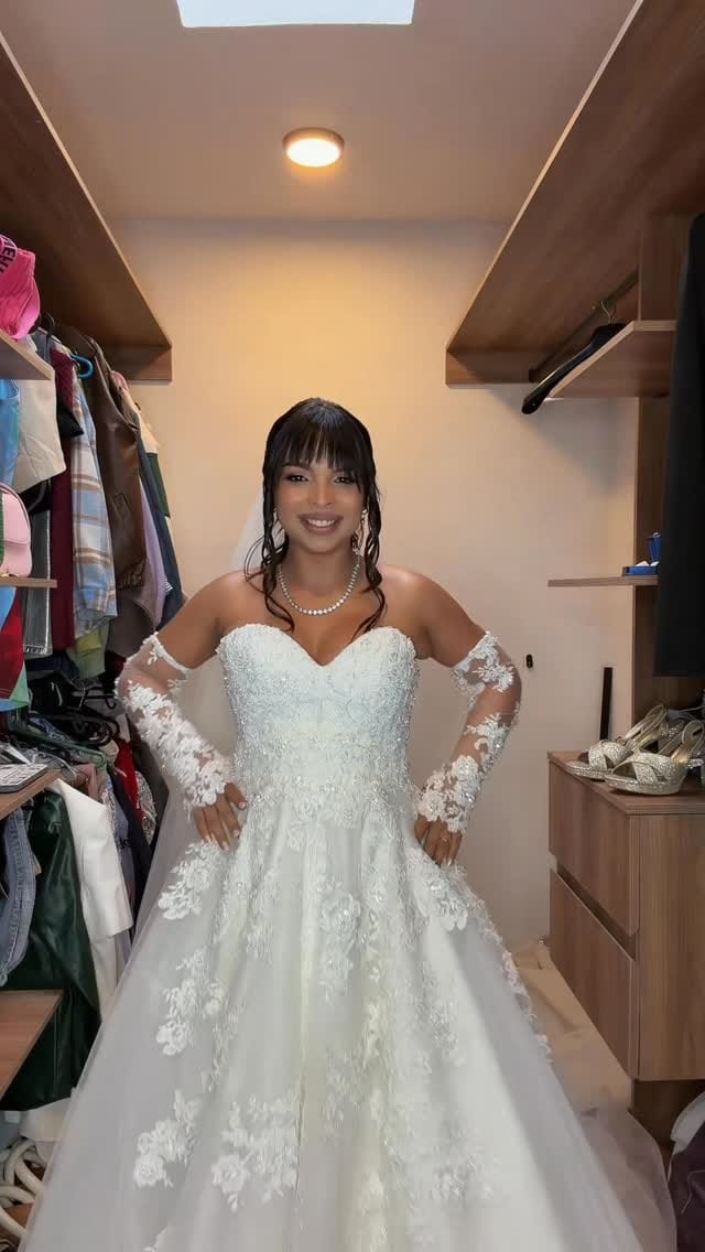 Post 9 by Nikki Lugo on Instagram (video)
