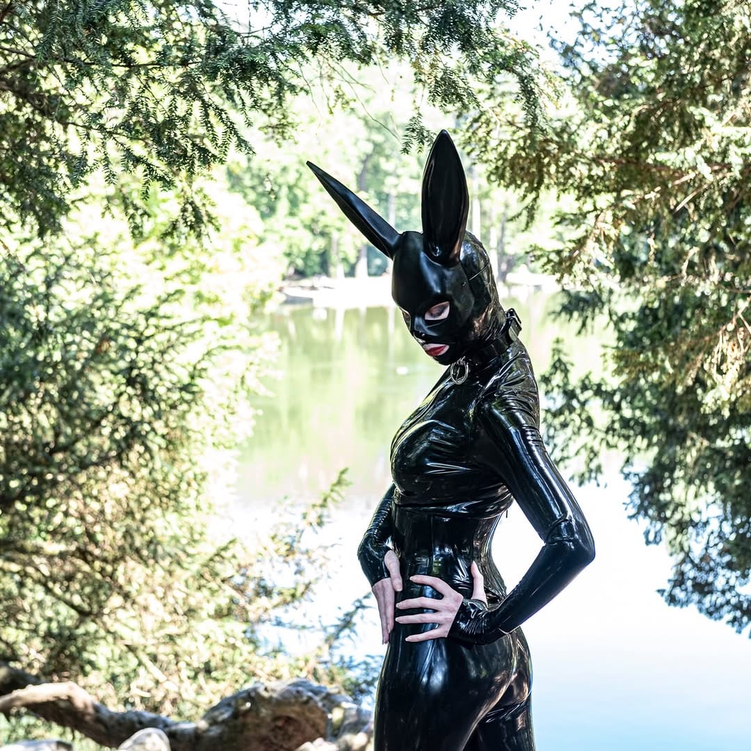 Post 4 by Madmoiselle Jou on Instagram (image)