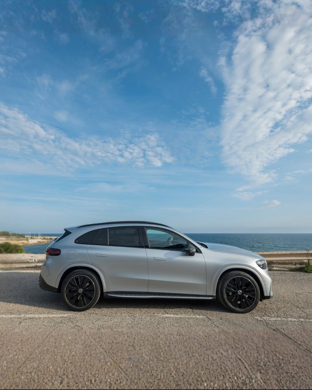 Post 3 by Mercedes-Benz de Willermin on Instagram (image)