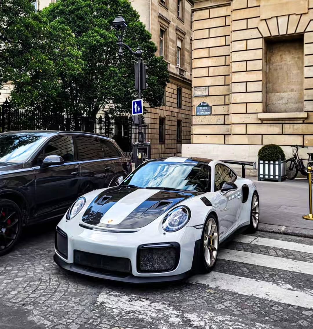 Post 7 by em.carspotting on Instagram (image)