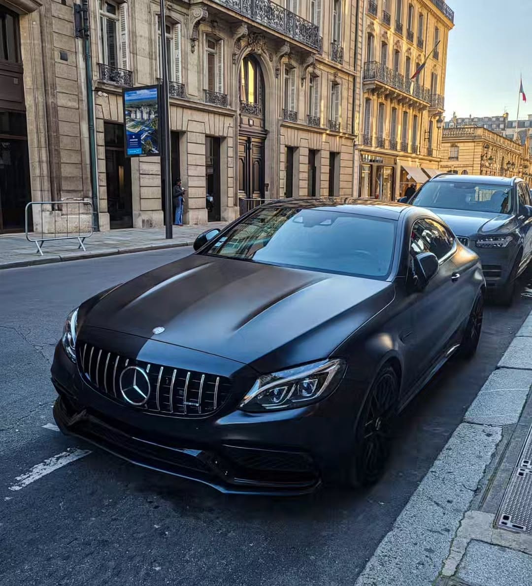 Post 1 by em.carspotting on Instagram (image)