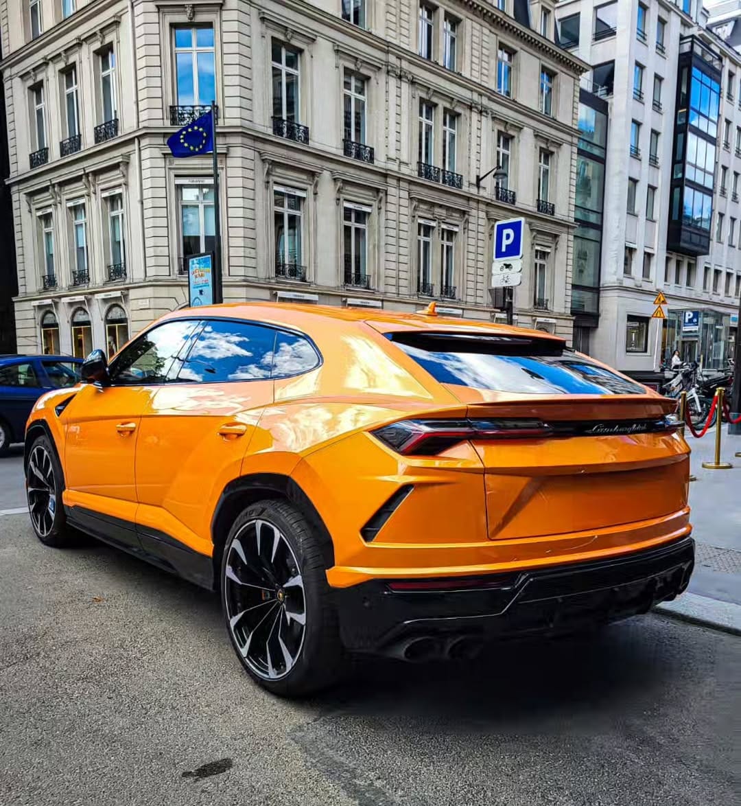 Post 5 by em.carspotting on Instagram (image)