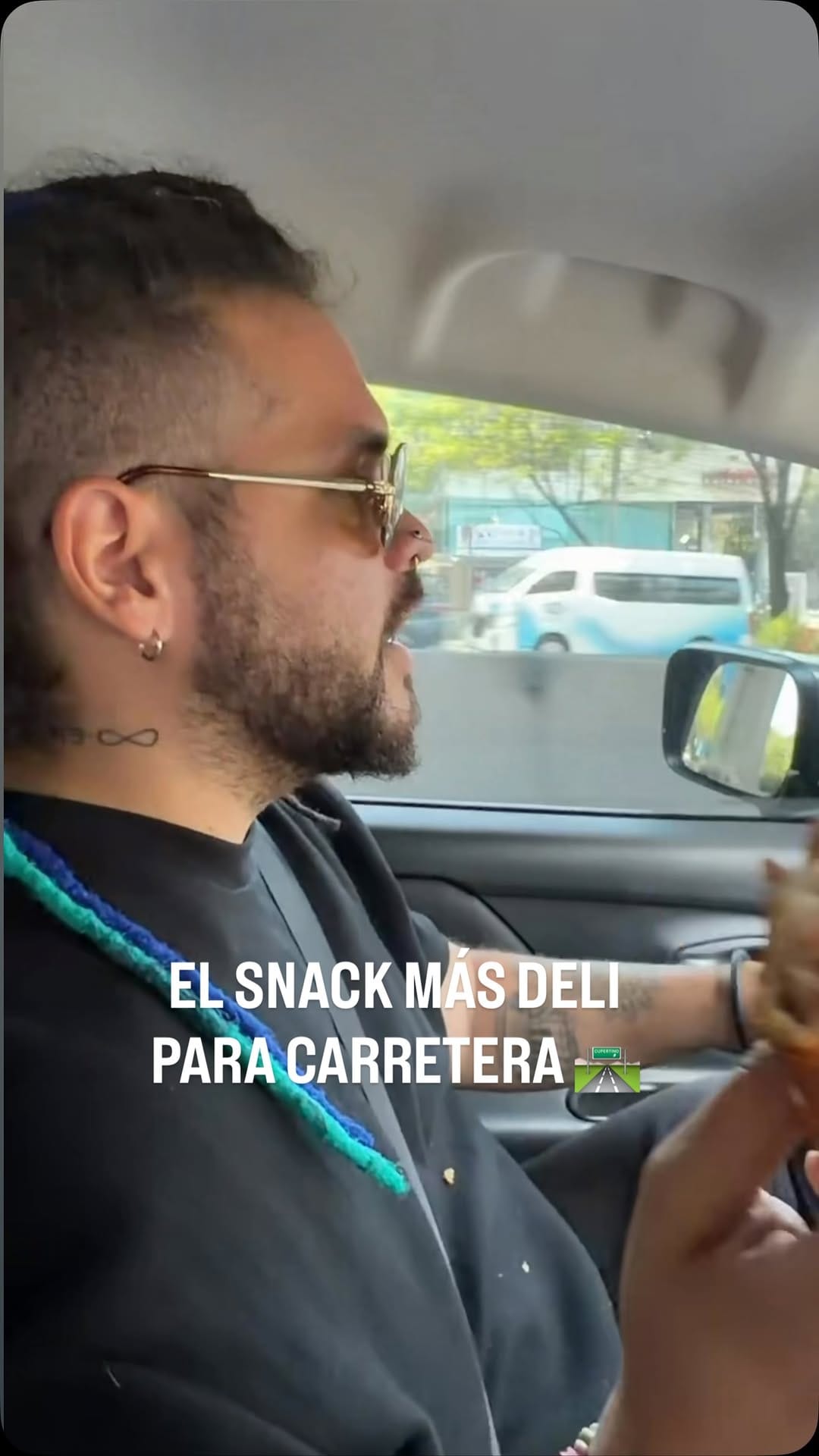 Post 6 by Héctor Hernández on Instagram (video)