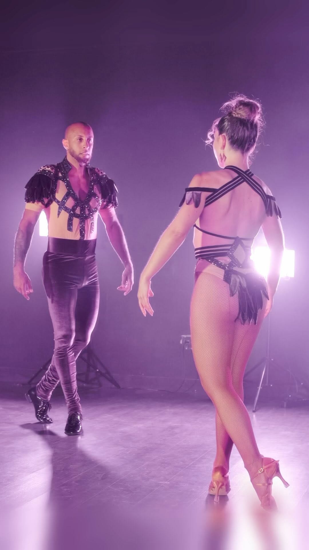Post 10 by 🇻🇪NERVIF & MIREIA🇪🇸 on Instagram (video)